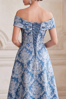 Laden Sie das Bild in den Galerie-Viewer, Graublaue A-Linie abseits der Schulter Jacquard Midi Mutter der Braut Kleid
