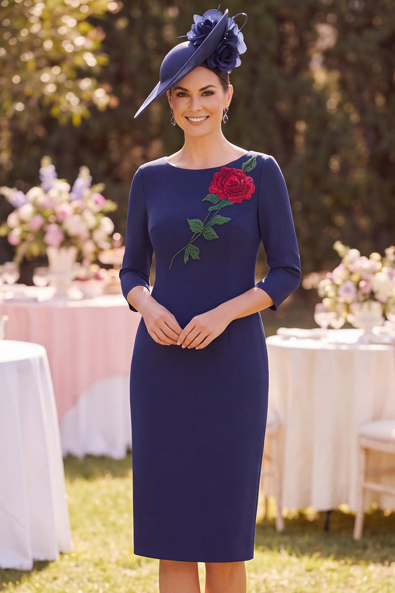 Laden Sie das Bild in den Galerie-Viewer, Marineblaue Bateau-Halsscheide 3/4 Ärmel Applikationen Midi Mutter der Braut Kleid