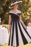 Laden Sie das Bild in den Galerie-Viewer, Off-the-shoulder schwarzes, weißes gerafftes A-Linie-Midi-Kleid Mutter der Braut