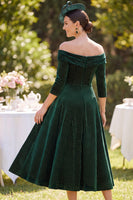 Laden Sie das Bild in den Galerie-Viewer, Dunkelgrünes schulterfreies, 3/4 Ärmel A-Linie Mutter-der-der-Braut-Kleid mit Perlen