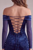 Laden Sie das Bild in den Galerie-Viewer, Marineblauer Bodycon mit schulterlosem Satinmuster und kurzem Cocktailkleid