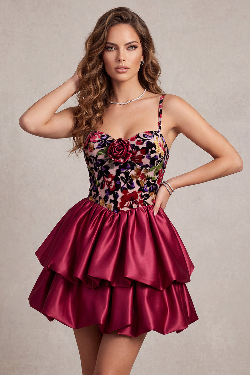 Laden Sie das Bild in den Galerie-Viewer, Rotes Korsett-Samt-Bubble-Saum mit Rüschen A-Linie kurzes Cocktailkleid mit 3D-Blume