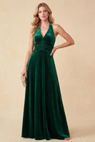 Laden Sie das Bild in den Galerie-Viewer, Dunkelgrünes A-Linien-Halter-Samt-V-Ausschnitt mit gerafftem Maxi-Formalkleid