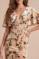 Laden Sie das Bild in den Galerie-Viewer, Maxi-Festkleid mit Velvt-Print aus Champagnerkorsett mit V-Ausschnitt und Seitenschlitz