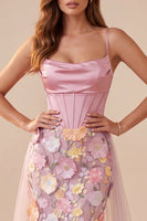 Laden Sie das Bild in den Galerie-Viewer, Rosa Korsett, Meerjungfrauen-Cowl-Neck, Blumenapplikationen, Satin-Maxi-Formelkleid mit Schlitz