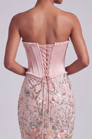Laden Sie das Bild in den Galerie-Viewer, Rosa Korsett Meerjungfrauen Trägerloses Satin Pailletten Besticktes Abschlussballkleid mit Perlen