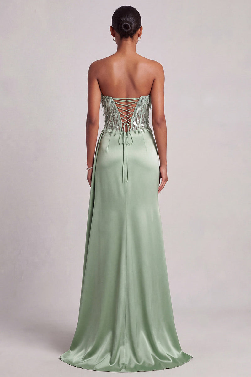 Laden Sie das Bild in den Galerie-Viewer, Grünes Korsett Trägerloses Satin Feder Pailletten Langes Abschlussballkleid mit seitlichem Schlitz