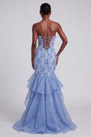 Laden Sie das Bild in den Galerie-Viewer, Blaues Meerjungfrauen Trägerloses Gerüschte Blumenapplikationen Organza Abschlussballkleid mit Schleife