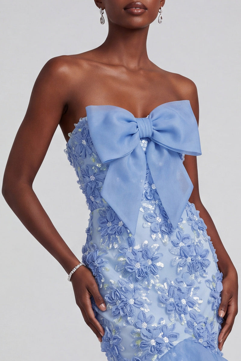 Laden Sie das Bild in den Galerie-Viewer, Blaues Meerjungfrauen Trägerloses Gerüschte Blumenapplikationen Organza Abschlussballkleid mit Schleife