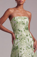 Laden Sie das Bild in den Galerie-Viewer, Grünes A-Linie Trägerloses Pailletten Floral Besticktes Abschlussballkleid mit Schnürung