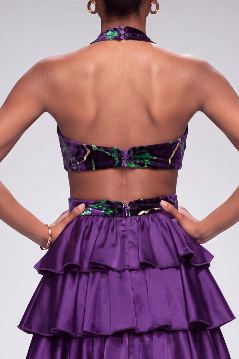 Laden Sie das Bild in den Galerie-Viewer, Lila Neckholder Cut-out Gestuftes Gerüschtes Satin Samt Langes Ballkleid mit Schlitz