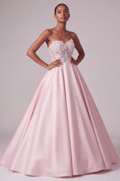 Laden Sie das Bild in den Galerie-Viewer, Blush Trägerloses Korsett Satin Durchsichtiges Langes Abschlussballkleid mit 3D-Schmetterlingsapplikationen
