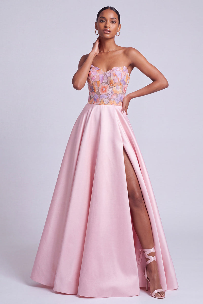Laden Sie das Bild in den Galerie-Viewer, Rosa Satin Trägerloses Blumenapplikation A-Linie Langes Abschlussballkleid mit seitlichem Schlitz