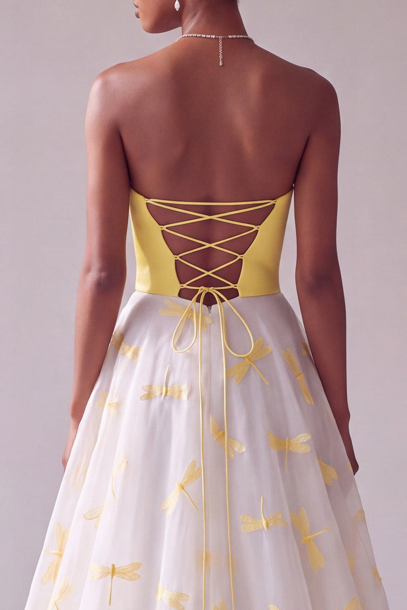 Laden Sie das Bild in den Galerie-Viewer, Gelbes Satin A-Linie Trägerloses Jacquard Langes Ballkleid