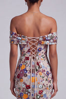 Laden Sie das Bild in den Galerie-Viewer, Hellgraues Schulterfreies Florales Meerjungfrauen Pailletten Langes Ballkleid