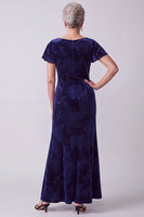 Laden Sie das Bild in den Galerie-Viewer, Marineblaues Bateau-Hals Samt Blumen Flatter-Ärmel Langes Mutter der Braut Kleid