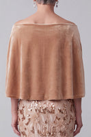 Laden Sie das Bild in den Galerie-Viewer, Off-the-shoulder Champagner High Low Samt Raffe Appliquen Mutter der Braut Kleid