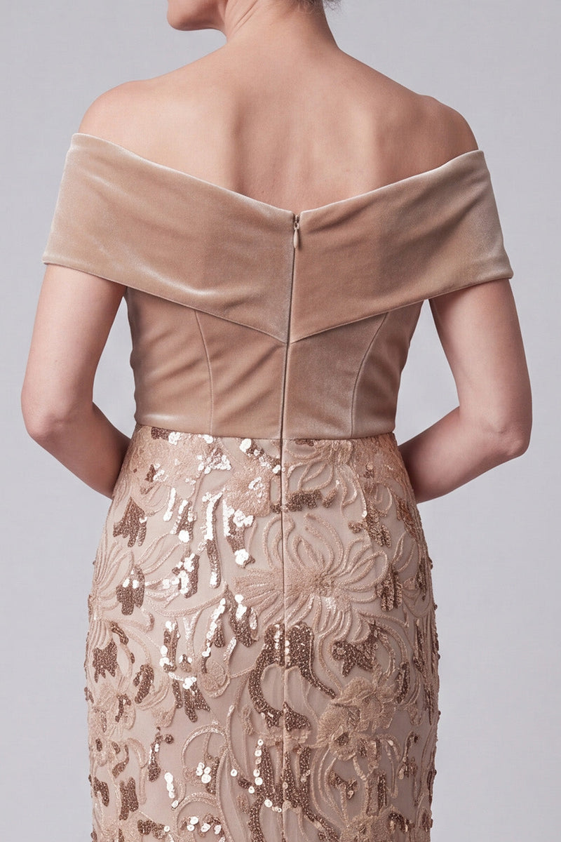 Laden Sie das Bild in den Galerie-Viewer, Off-the-shoulder Champagner Applikationen Pailletten Samt Scheide Mutter der Braut Kleid