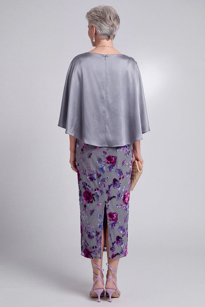 Laden Sie das Bild in den Galerie-Viewer, Graues Blumen Samt Scheide Streißstein Bateau-Hals Satin Mutter der Braut Kleid mit Umhang