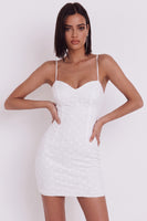 Laden Sie das Bild in den Galerie-Viewer, Weißer Bodycon Sweetheart Spaghettiträger, geblümtes kurzes kleines weißes Kleid