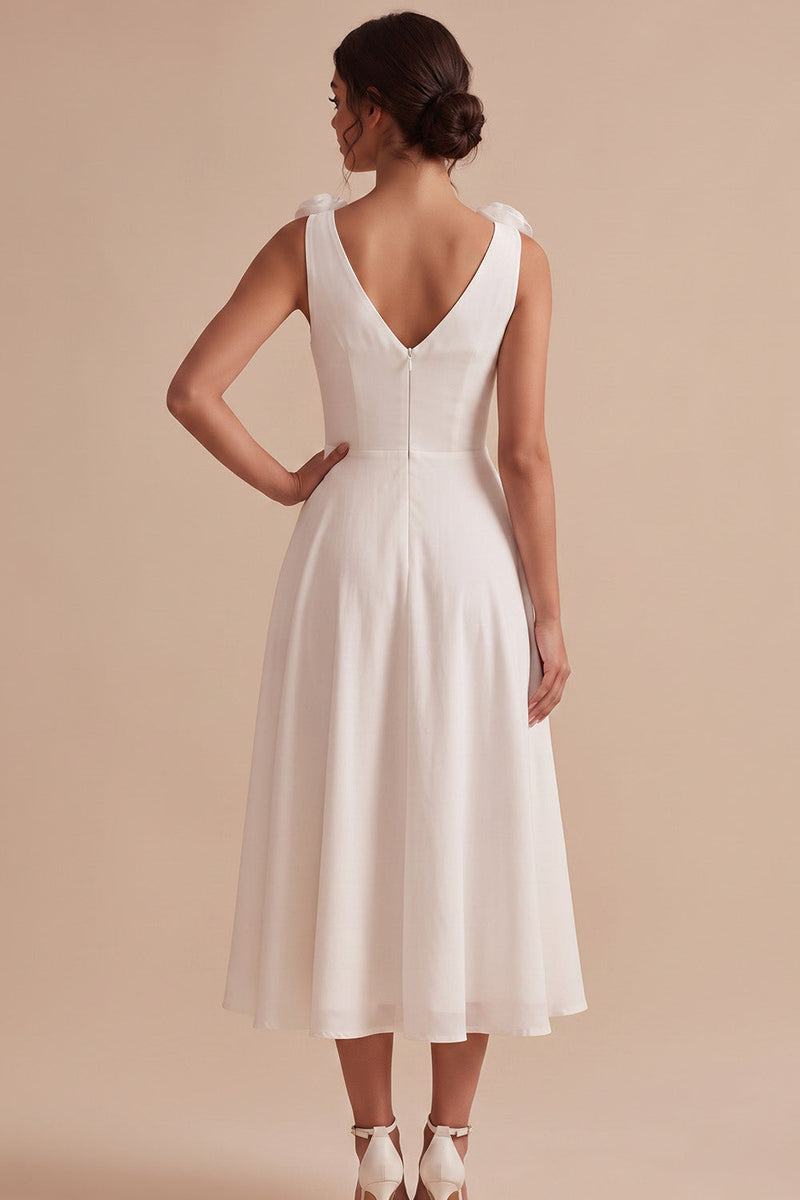 Laden Sie das Bild in den Galerie-Viewer, Weißes A-Linien V-Ausschnitt mit gerafftem Midi-Little White Kleid mit 3D-Blume