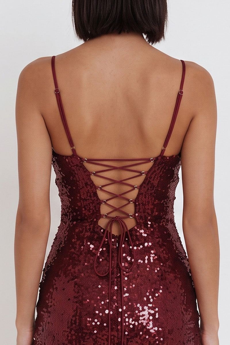 Laden Sie das Bild in den Galerie-Viewer, Burgunderrote Pailletten Bodycon Spaghettiträger Kurzes Cocktailkleid mit Rüschen