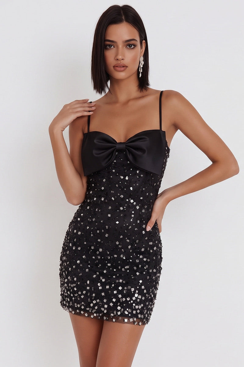 Laden Sie das Bild in den Galerie-Viewer, Schwarzes Bodycon Spaghetti-Träger glitzerndes Schleifen-Kurzcocktailkleid mit Streißstein