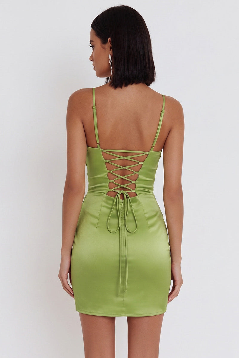 Laden Sie das Bild in den Galerie-Viewer, Dusty Sage Bodycon Trägerloses, gerafftes kurzes Cocktailkleid mit Pailletten