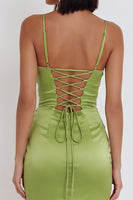 Laden Sie das Bild in den Galerie-Viewer, Dusty Sage Bodycon Trägerloses, gerafftes kurzes Cocktailkleid mit Pailletten