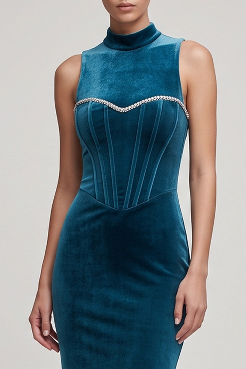 Laden Sie das Bild in den Galerie-Viewer, Pfauenblaues Korsett Meerjungfrauen Langes Samtkleid mit hohem Ausschnitt und Strass