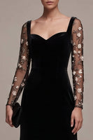 Laden Sie das Bild in den Galerie-Viewer, Schwarzes A-Linie Sweetheart Langarmiges Maxi Samtkleid mit Stickerei