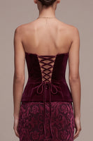 Laden Sie das Bild in den Galerie-Viewer, Burgunderrotes Trägerloses Jacquard Maxi Samtkleid