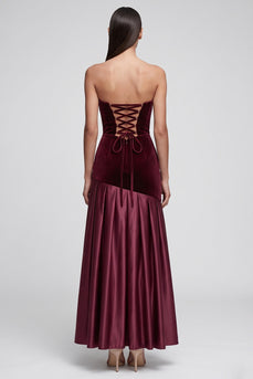 Burgunderrotes Meerjungfrauen Trägerloses Satin Plissiertes Maxi Samtkleid