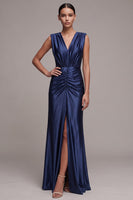 Laden Sie das Bild in den Galerie-Viewer, Marineblaues V-Ausschnitt Gerafftes Langes Festkleid mit Vorneschlitz