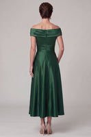 Laden Sie das Bild in den Galerie-Viewer, Dunkelgrüne A-Linie abseits der Schulter gerafftes Satin-Mutter-der-Braut-Kleid mit Strassstein