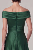 Laden Sie das Bild in den Galerie-Viewer, Dunkelgrüne A-Linie abseits der Schulter gerafftes Satin-Mutter-der-Braut-Kleid mit Strassstein