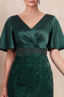 Laden Sie das Bild in den Galerie-Viewer, Dunkelgrüner V-Ausschnitt mit aussteigenden Ärmeln und Midi-Mutter-der-Braut-Kleid mit Perlen