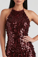 Laden Sie das Bild in den Galerie-Viewer, Burgunderrotes Pailletten Bodycon Halter Kurzes Cocktailkleid mit Fransen