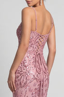 Laden Sie das Bild in den Galerie-Viewer, Glitzerndes Meerjungfrauen Spaghetti-Träger Pailletten Rosa Abendkleid mit Schnürung auf dem Rücken