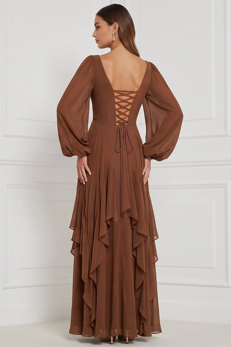 Laden Sie das Bild in den Galerie-Viewer, Espresso A-Linie V-Ausschnitt Puffärmel Maxi Brautjungfernkleid mit Rüschen