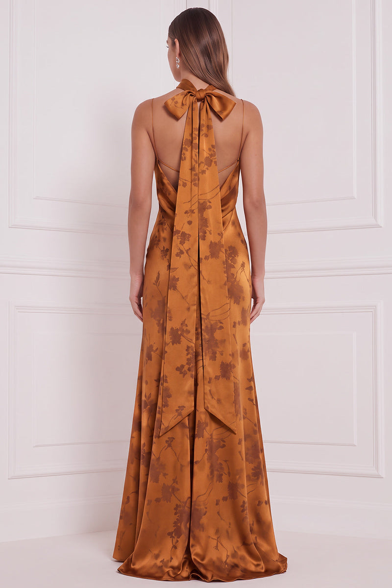 Laden Sie das Bild in den Galerie-Viewer, Burnt Orange Sheath Cowl Satin Bedrucktes Maxi Brautjungfernkleid mit seitlichem Schlitz