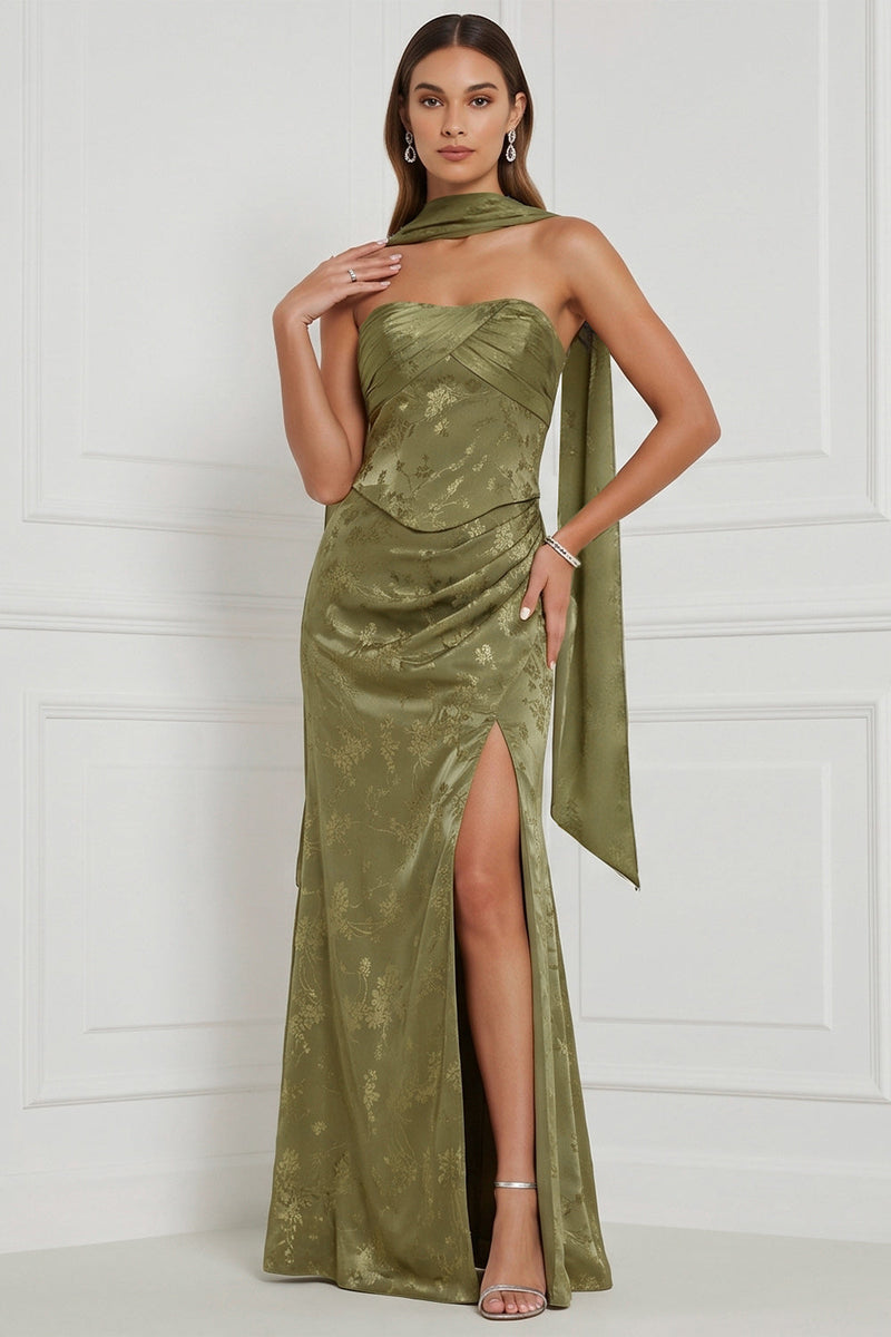 Laden Sie das Bild in den Galerie-Viewer, Olive Bedrucktes Trägerloses Gerafftes Maxi Brautjungfernkleid mit Seitenschlitz