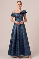 Laden Sie das Bild in den Galerie-Viewer, Marineblaues Asymmetrisches Schulterloses A-Linie Jacquard Mutter der Braut Kleid
