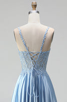 Laden Sie das Bild in den Galerie-Viewer, Hellblau Corsage Transparent Perlenbesatz A-Linien Spaghettiträger Satin Langes Abiballkleid mit Schlitz