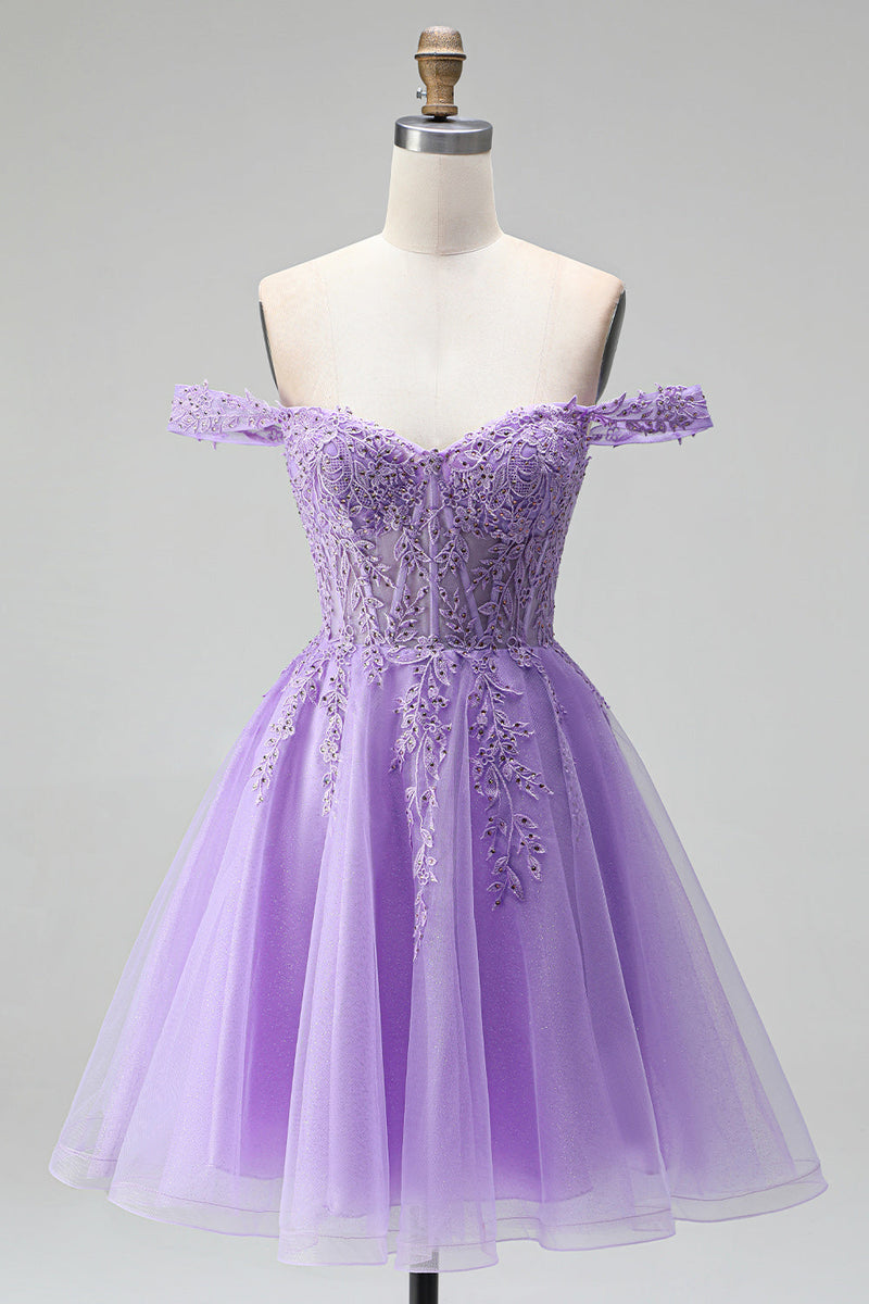 Laden Sie das Bild in den Galerie-Viewer, Off-the-shoulder Leichte Pflaumen 3D-Blumenapplikationen A-Linie Tüll Korsett Kurzes Abendkleid mit Perlenbesatz
