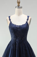 Laden Sie das Bild in den Galerie-Viewer, Navy A-Linie Chiffon Floral Spitze Träger Kurzes Abendkleid mit Perlen