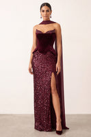 Laden Sie das Bild in den Galerie-Viewer, Burgunderrotes Samt Pailletten Scheiden Langes Weihnachtsfestkleid mit Chiffon-Drapierung