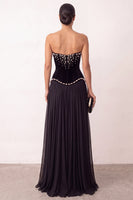 Laden Sie das Bild in den Galerie-Viewer, Schwarzes Samt A-Linie Trägerloses Plissiertes Chiffon Perlen Langes Festkleid mit Schlitz