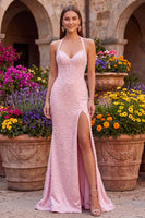 Laden Sie das Bild in den Galerie-Viewer, Pinkes Korsett-Neckholder-Meerjungfrauen-Perlen-Satinperlen-Rückenloses langes Abschlussballkleid mit Schlitz