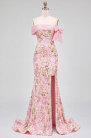 Laden Sie das Bild in den Galerie-Viewer, Off-the-shoulder Meerjungfrauen-Stickerei Pink Abschlussballkleid mit seitlichem Schlitz